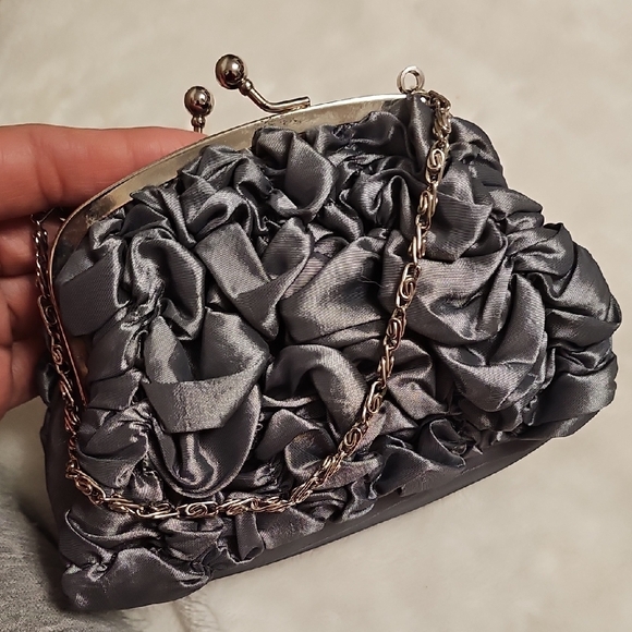 Chic Silver Ruffled Clutch - Picture 6 of 6